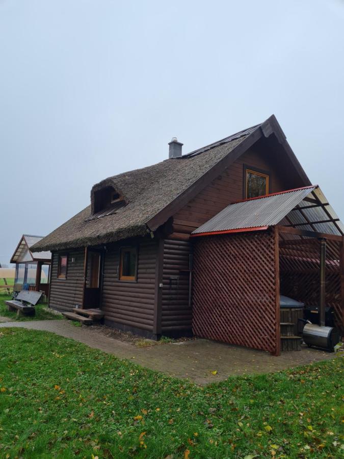 Villa Pirts Maja Ramatas à Skulte  Extérieur photo
